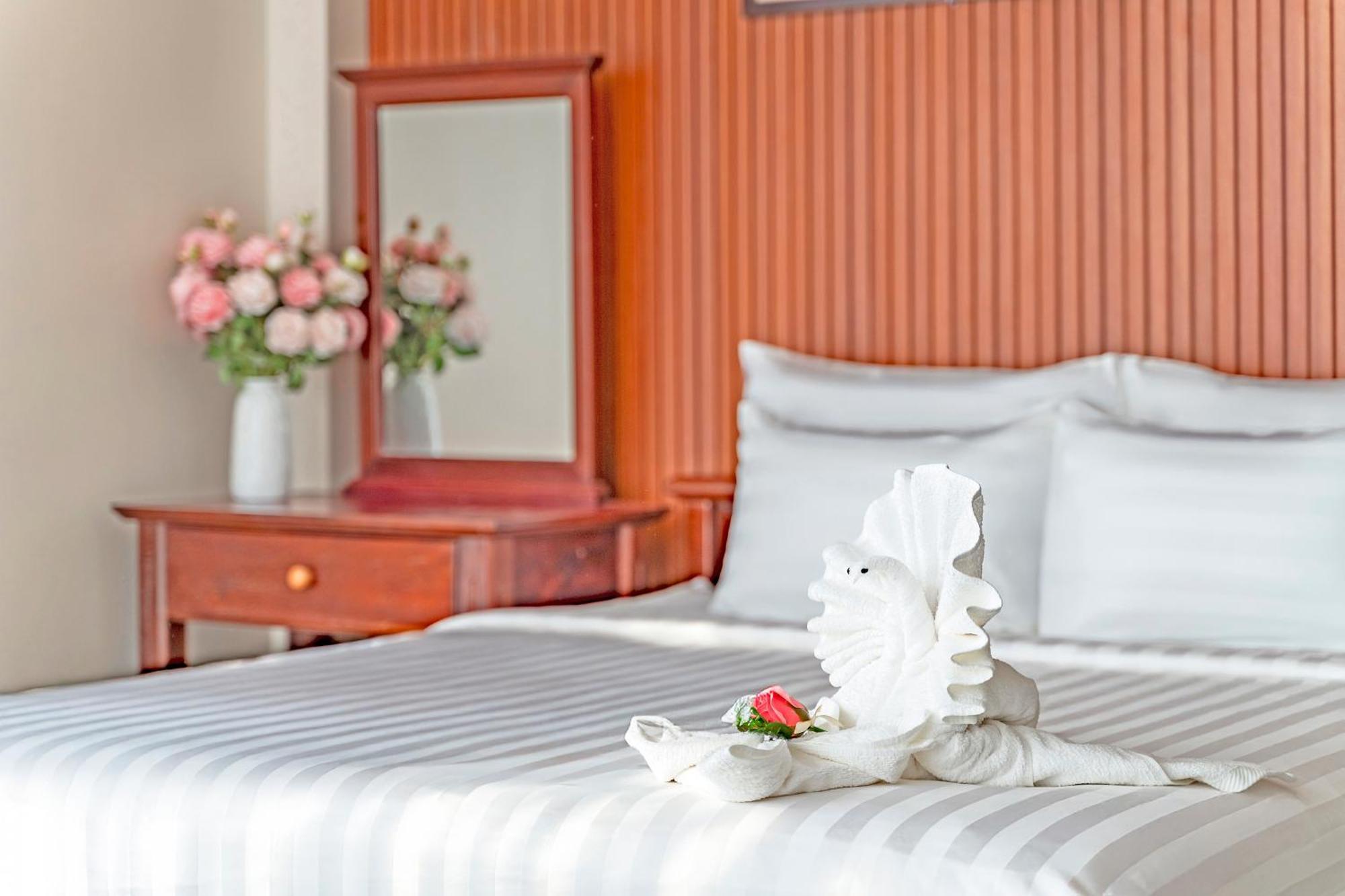 Venus Hotel Хошимин Екстериор снимка