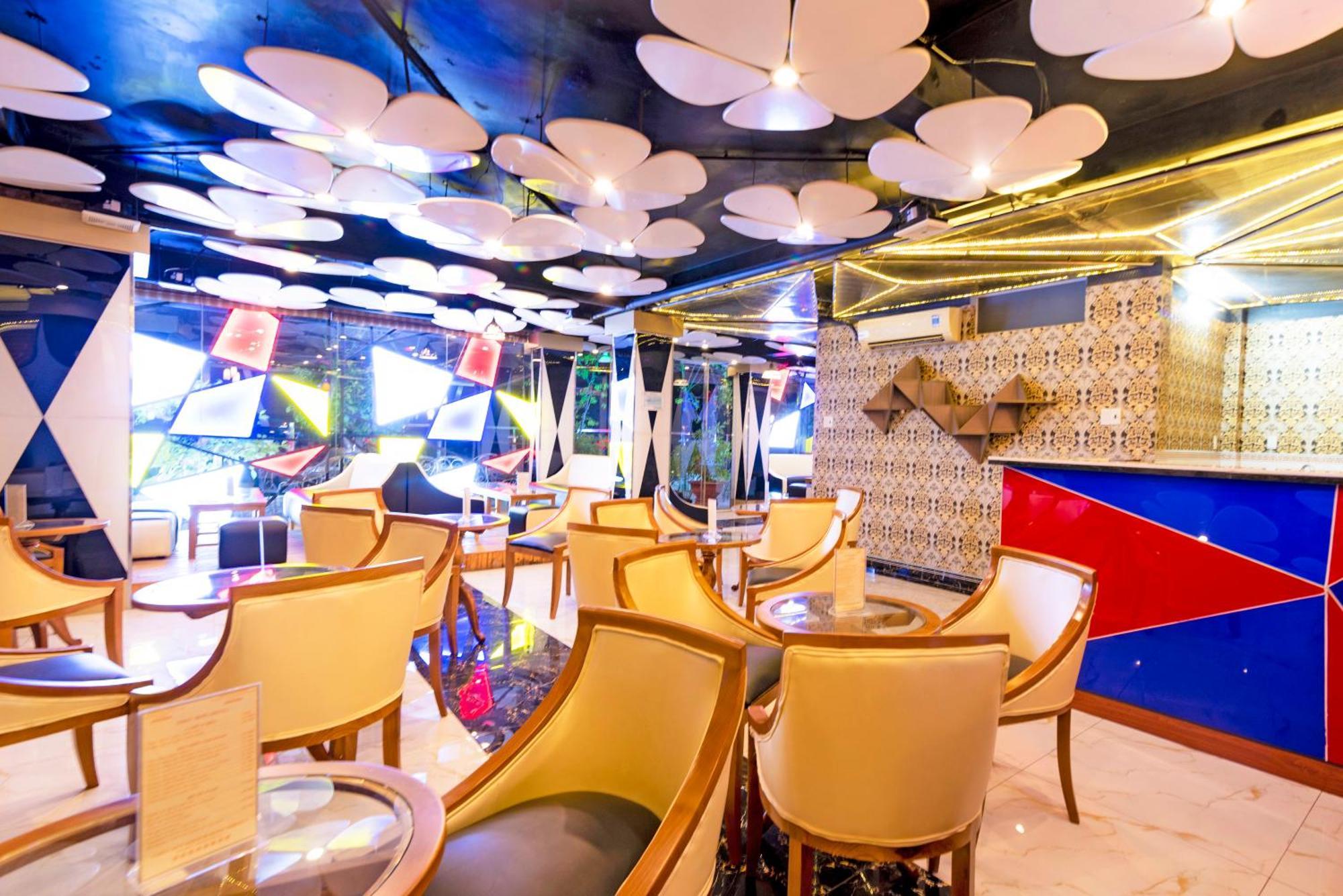 Venus Hotel Хошимин Екстериор снимка